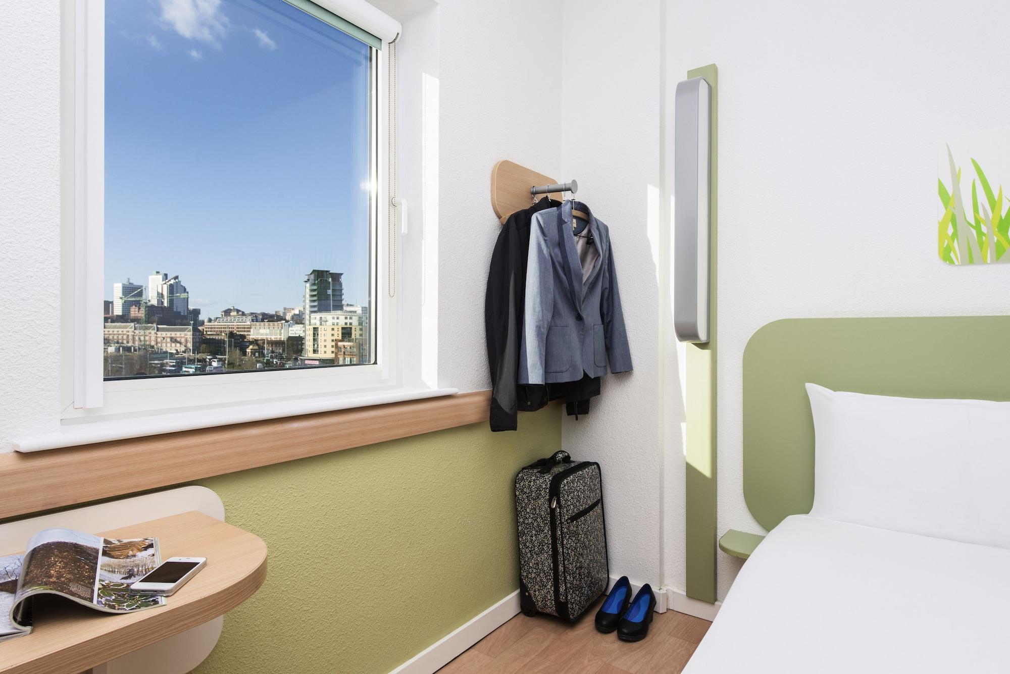 Ibis Budget Leeds Centre Crown Point Road Eksteriør bilde