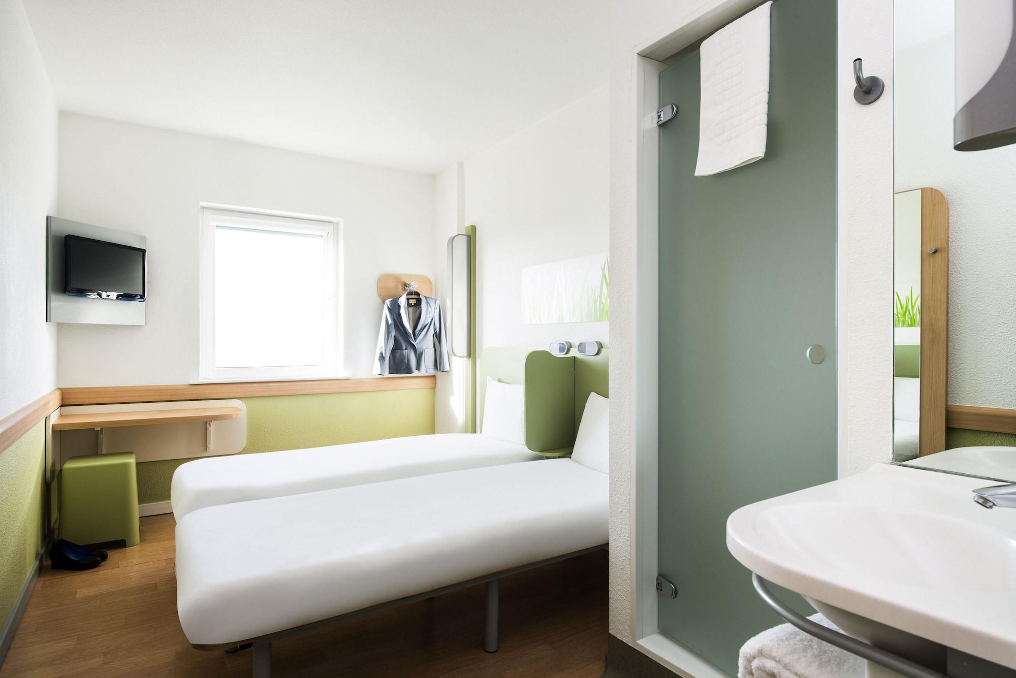 Ibis Budget Leeds Centre Crown Point Road Eksteriør bilde