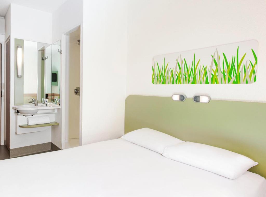 Ibis Budget Leeds Centre Crown Point Road Eksteriør bilde